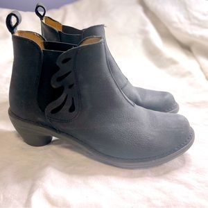 El Naturalista made in Spain black slip on bootie in black size 40